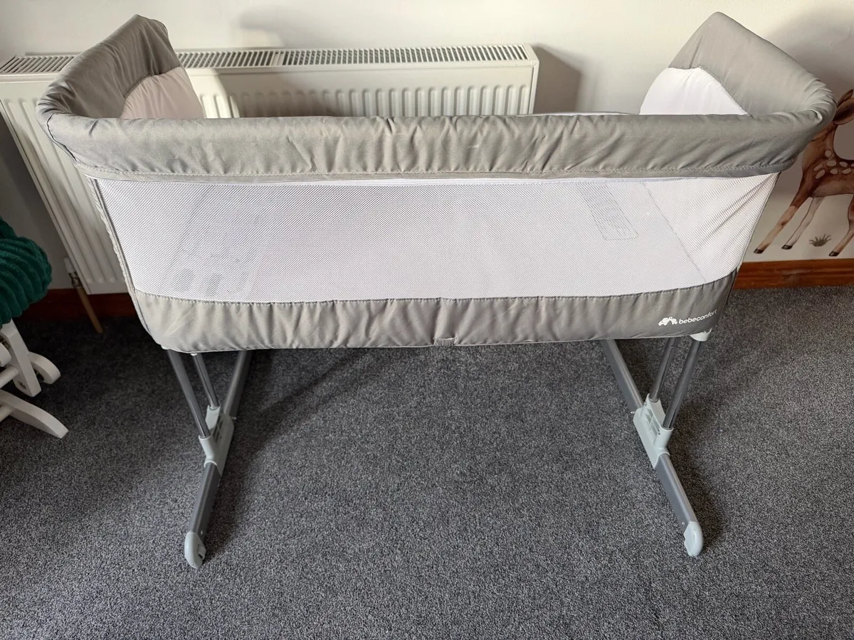 Bebeconfort bedside co-sleeper crib - Image 2