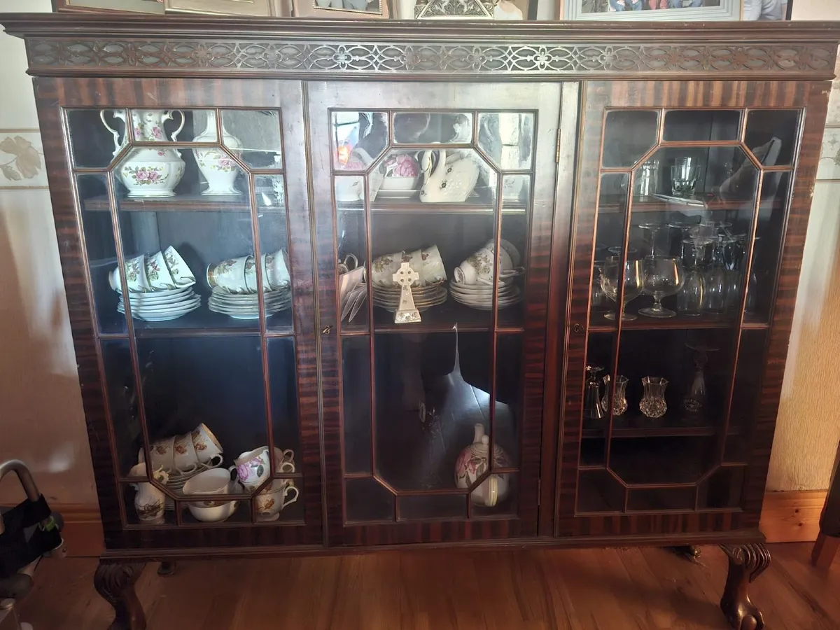 Furniture - Image 4