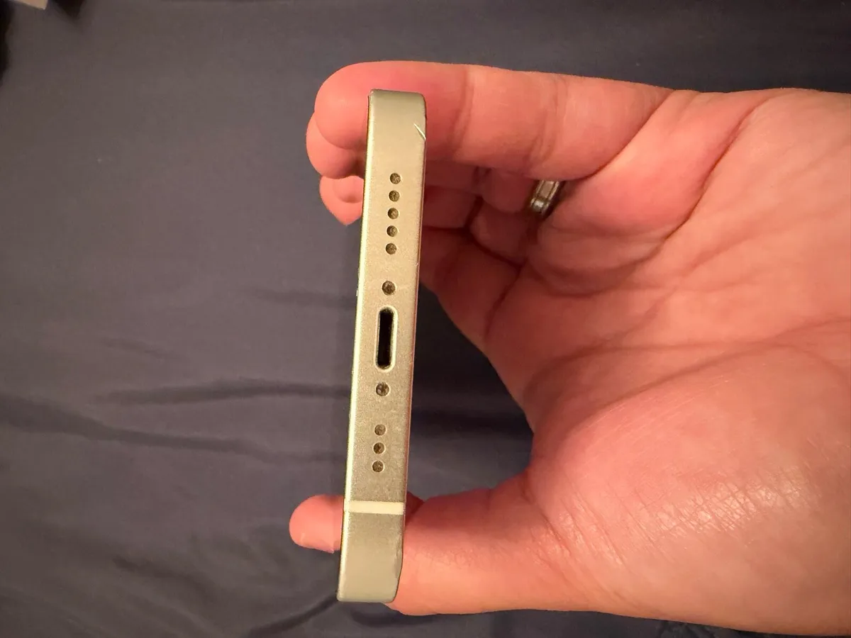 Apple iPhone 14 - Image 3