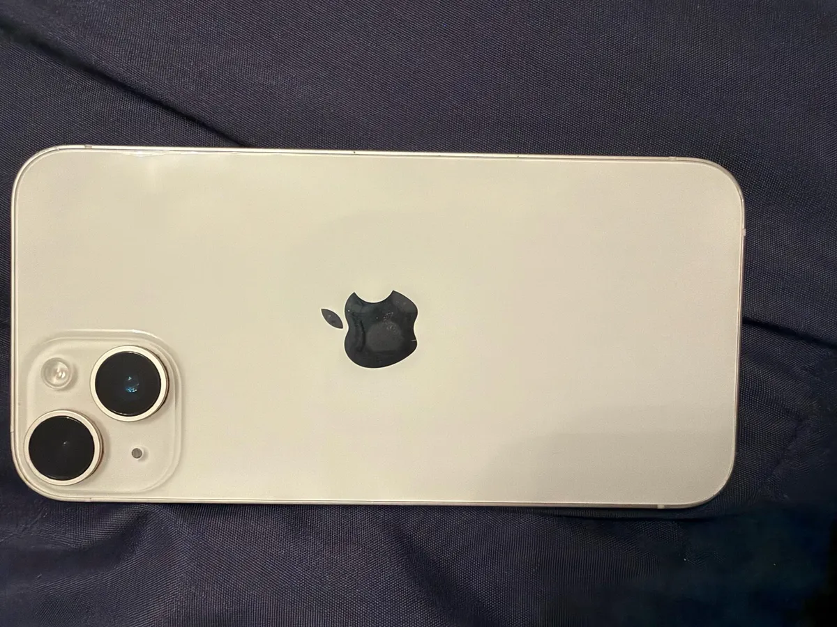 Apple iPhone 14 - Image 4