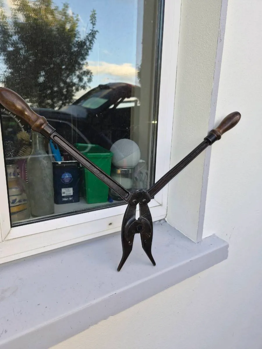 Old German  world war 2 wire fence tool - Image 4