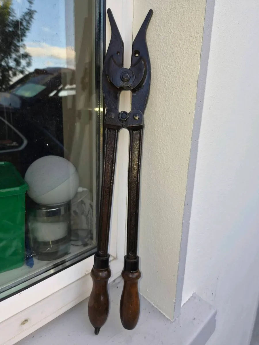 Old German  world war 2 wire fence tool - Image 3