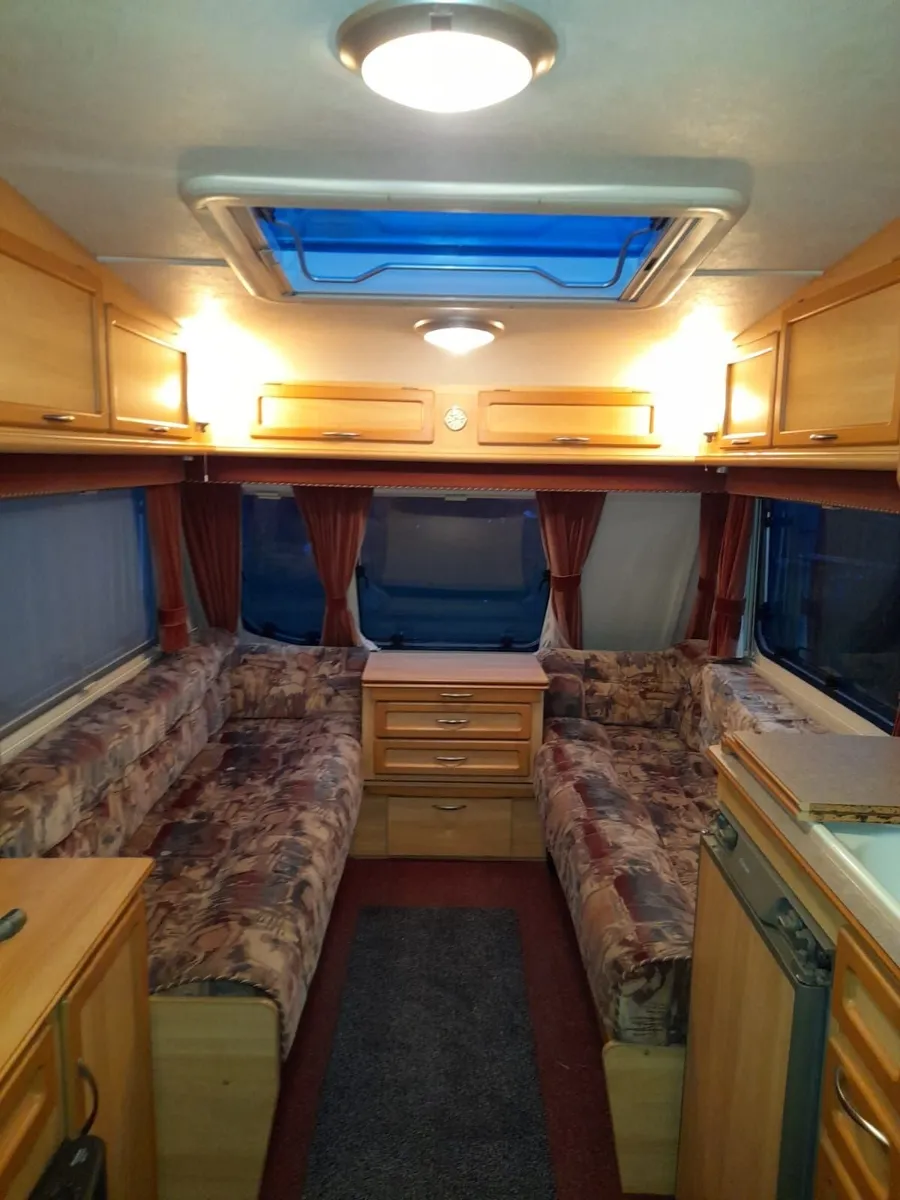 Caravan - Image 2