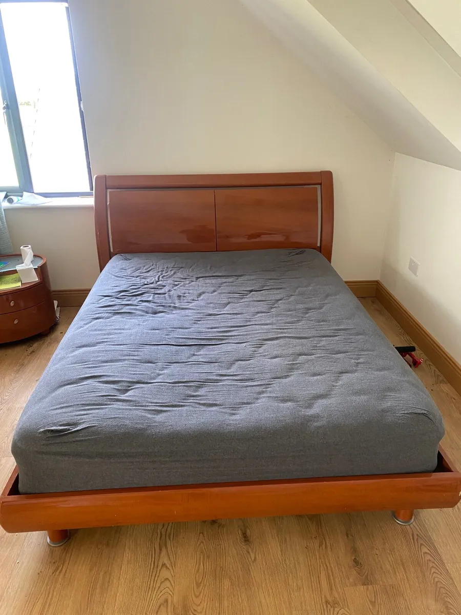 Double bed frame 5ft - Image 1