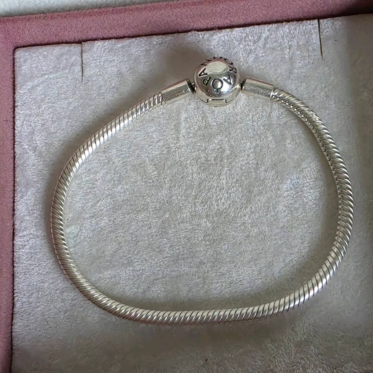 Pandora moments bracelet - Image 4