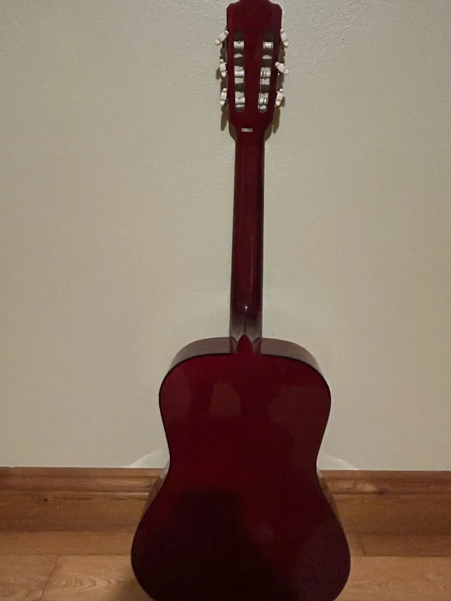 Guitar - Image 4