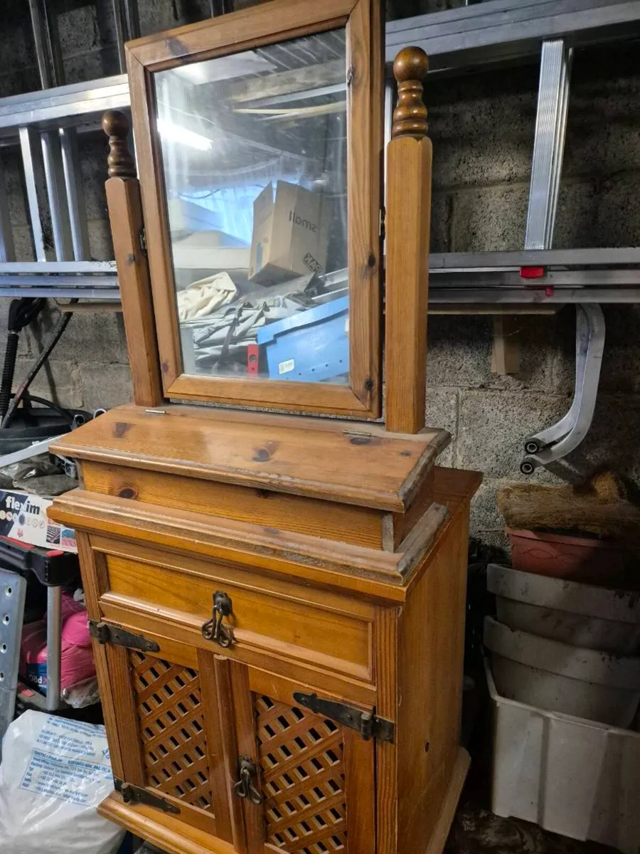 Household items - Image 1