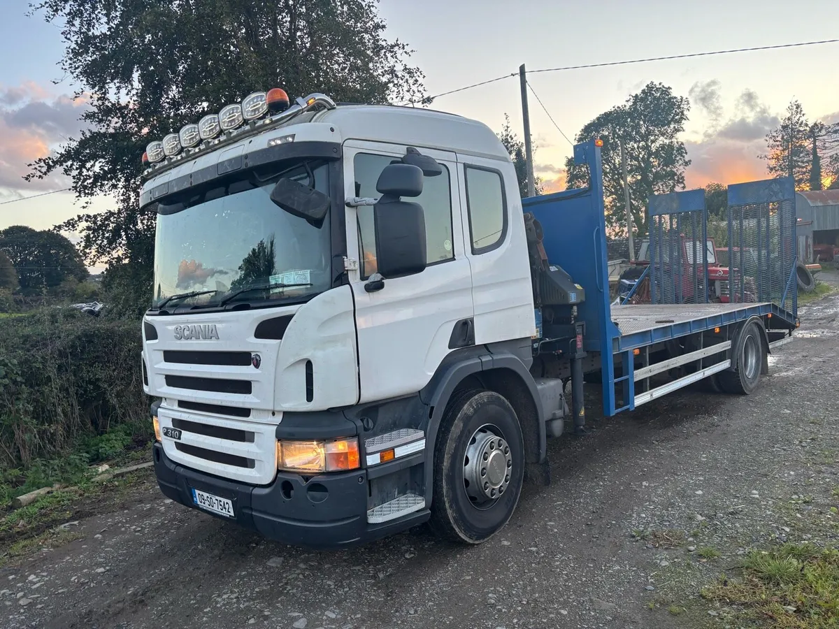 2009 Scania P320 manual crane plant truck - Image 2