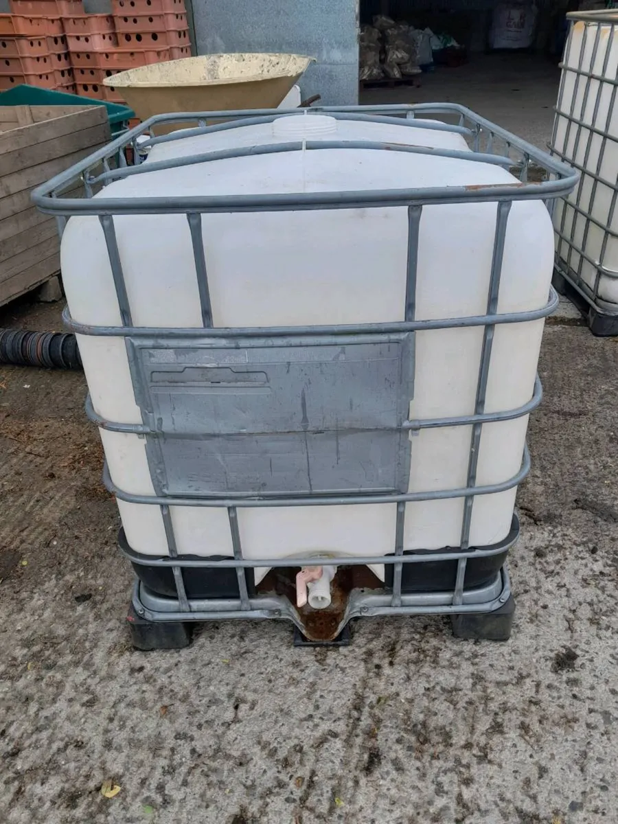 Water Tanks - Image 2