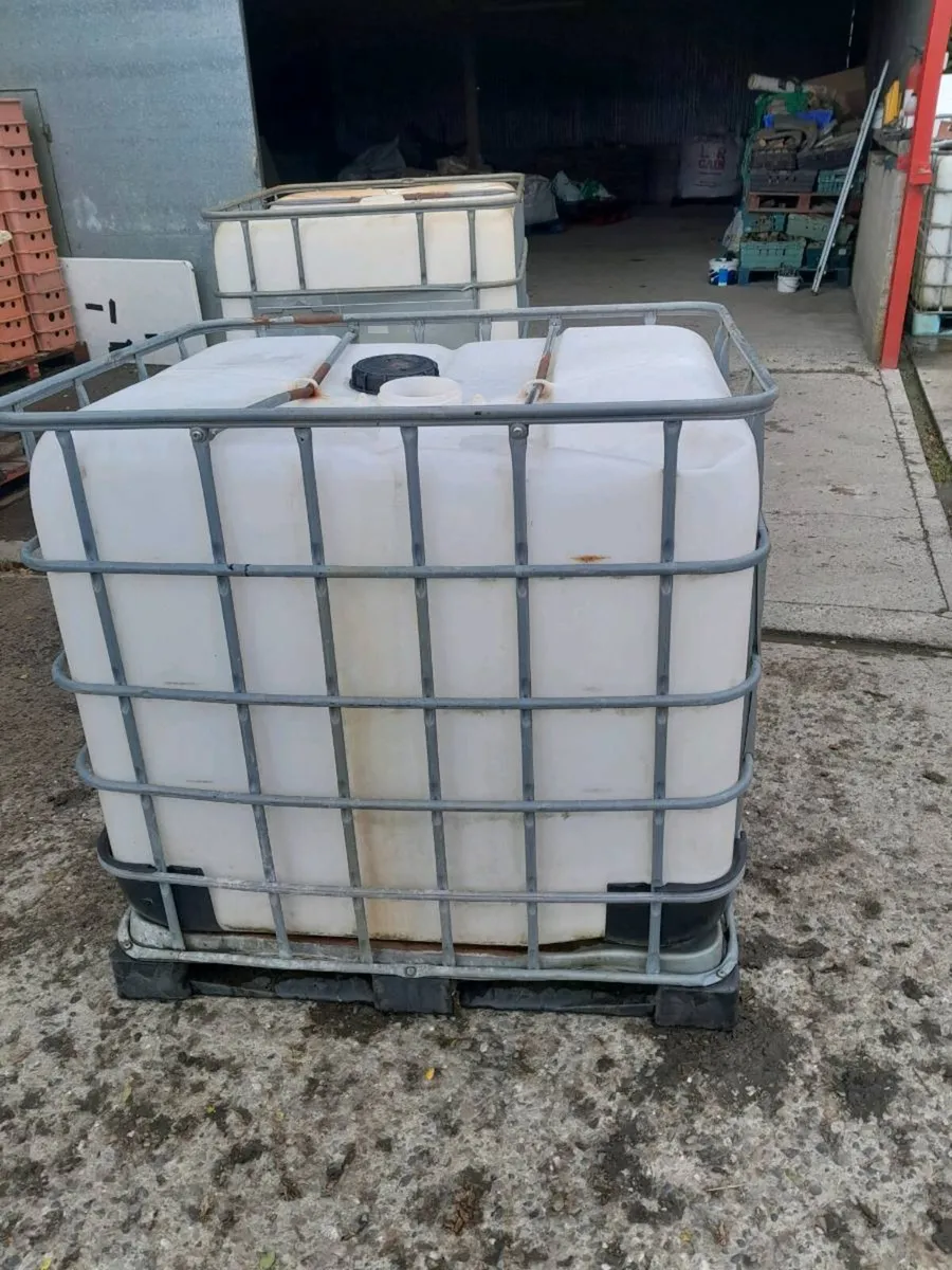 Water Tanks - Image 3