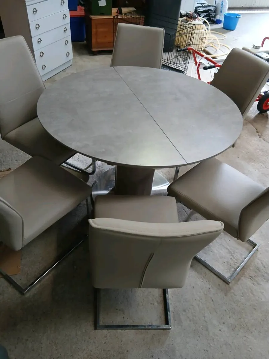 Furniture - Image 4