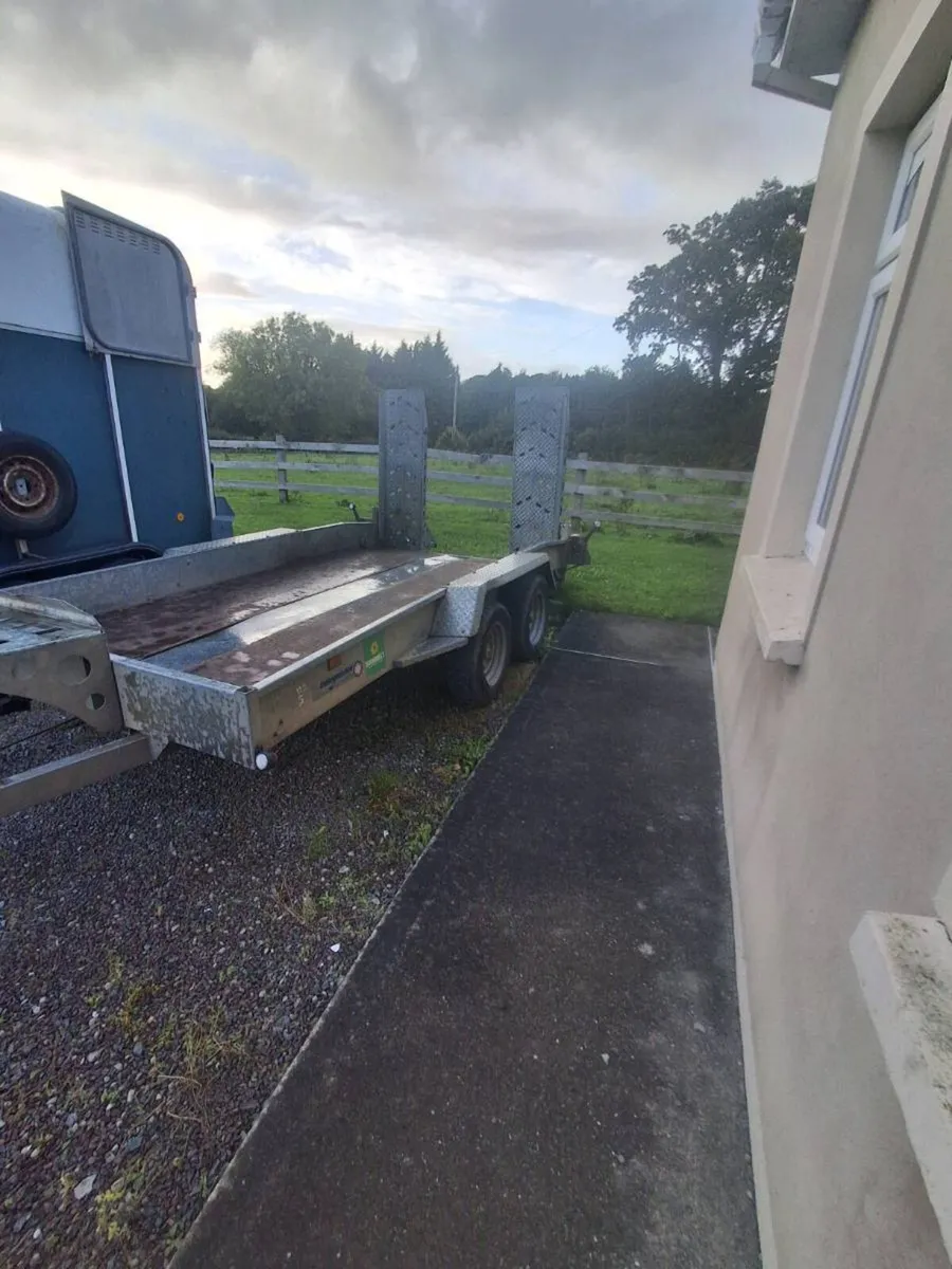 Plant Trailer - Image 1