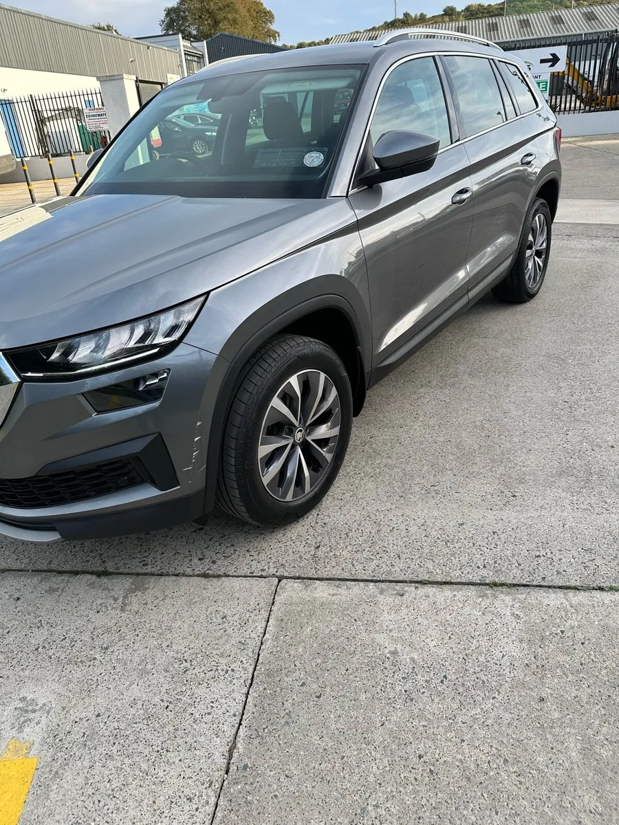 2023 kodiaq 1.5 Turbo petrol ( Never Damaged ) - Image 3