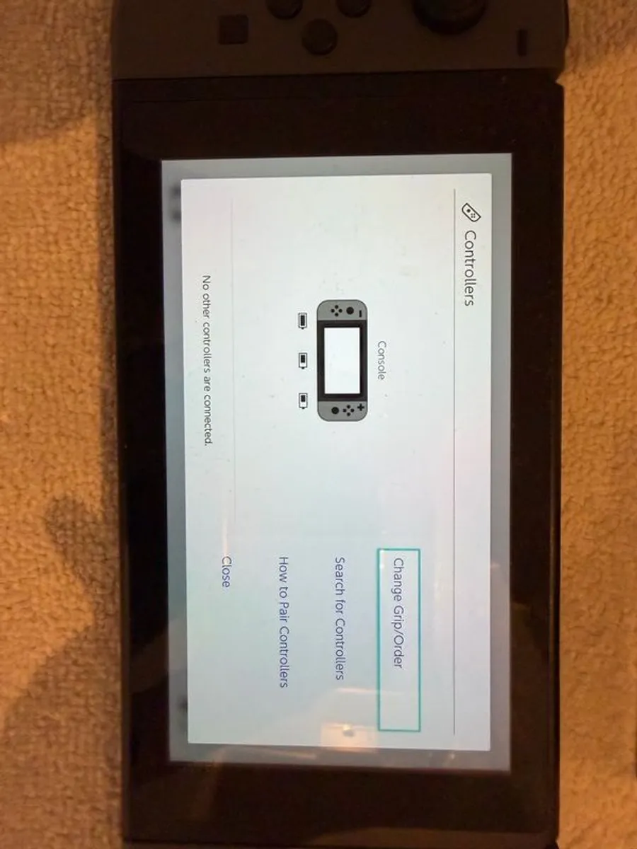 nintendo switch with 2 games - Image 3