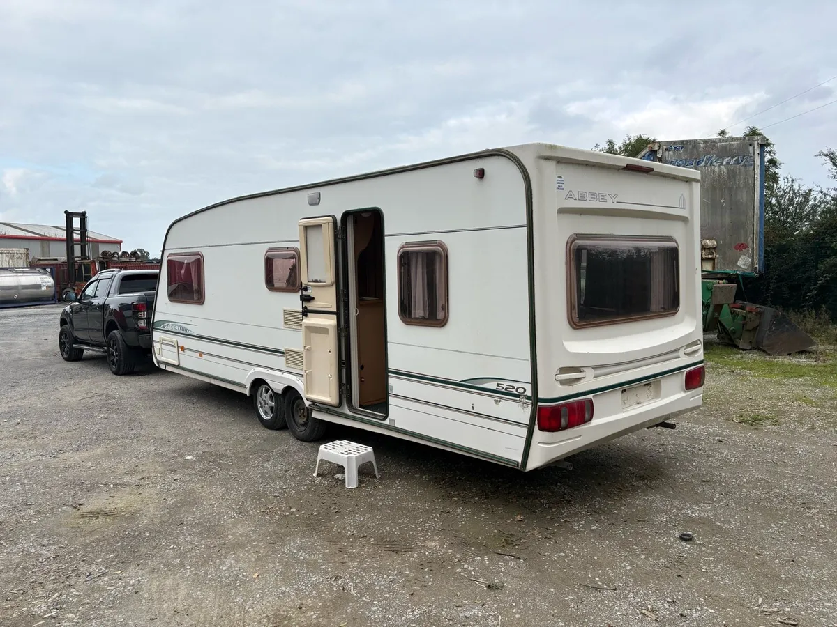 2003 twin axle spectrum 520 - Image 2