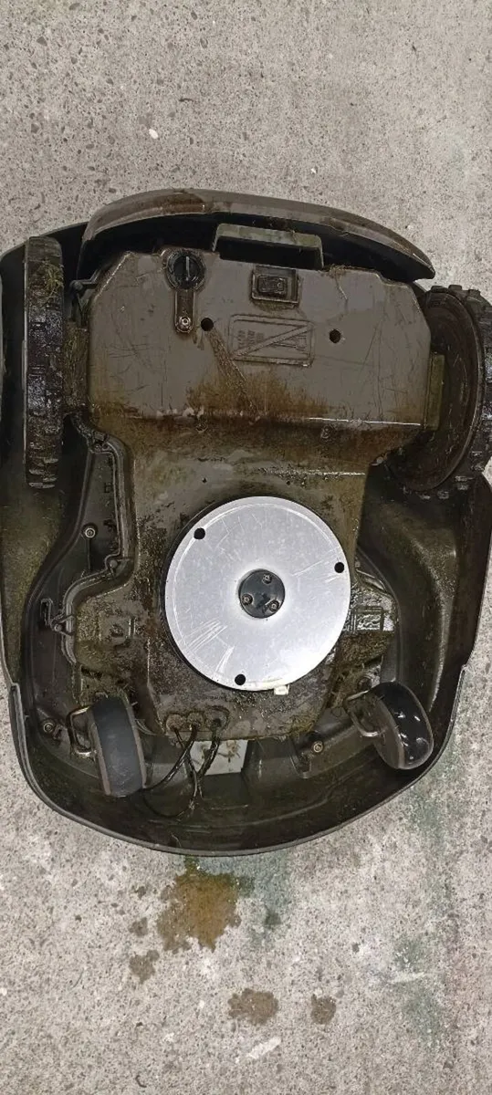 Husquvarna 450X Automower - Image 2