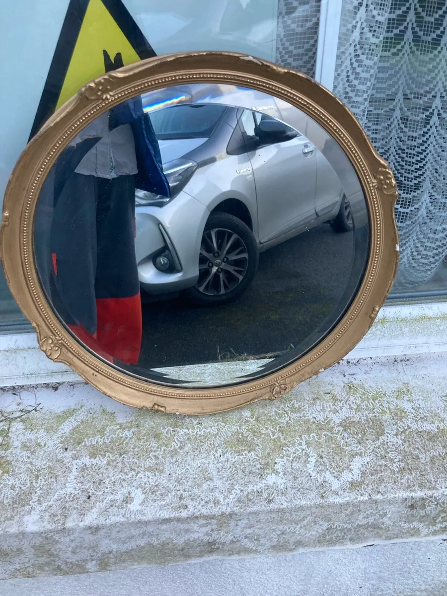 Vintage gold round mirror free postage - Image 1