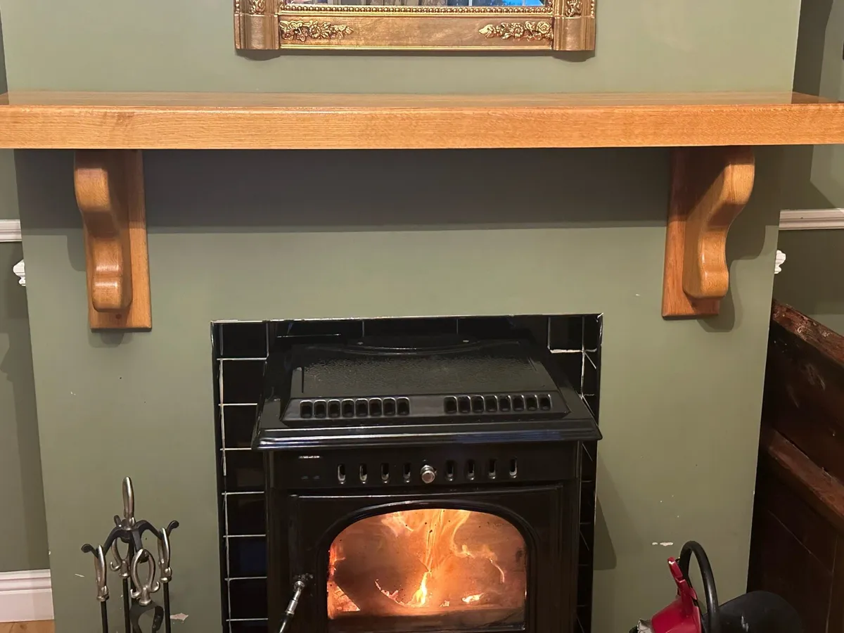 Wooden mantlepiece - Image 2