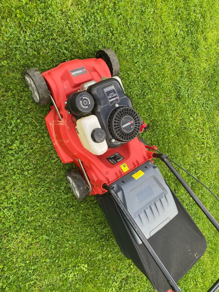 Petrol lawnmower - Image 4