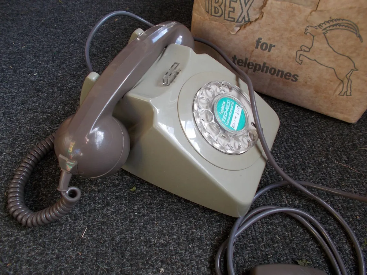 1970's Telephone *New* in box - Image 4