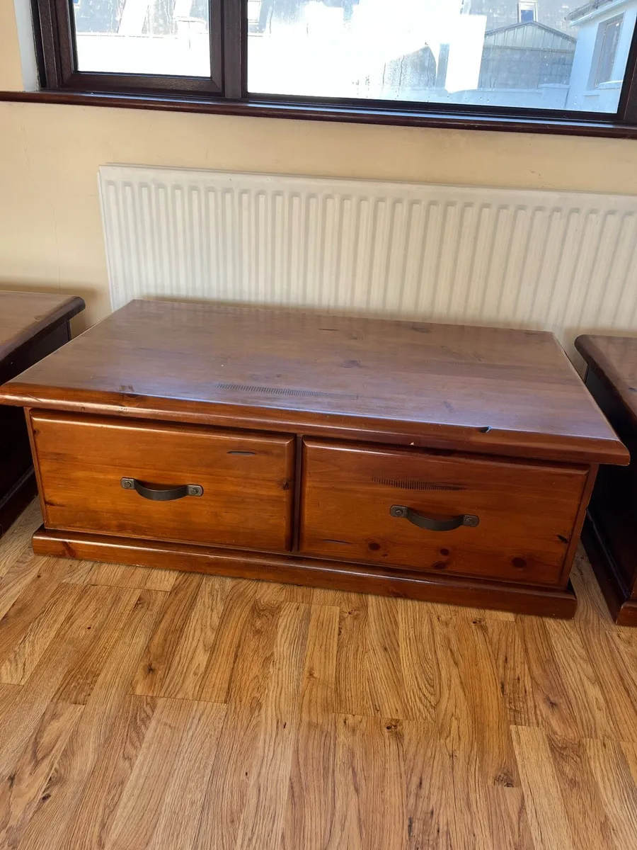 Solid pine rustic furniture set - Image 4