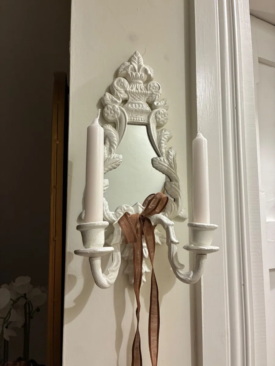Ornate Wall Sconce - Image 2