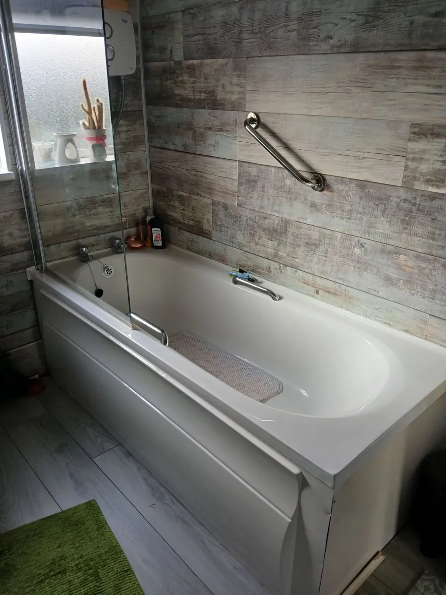 Full Bath - Image 3