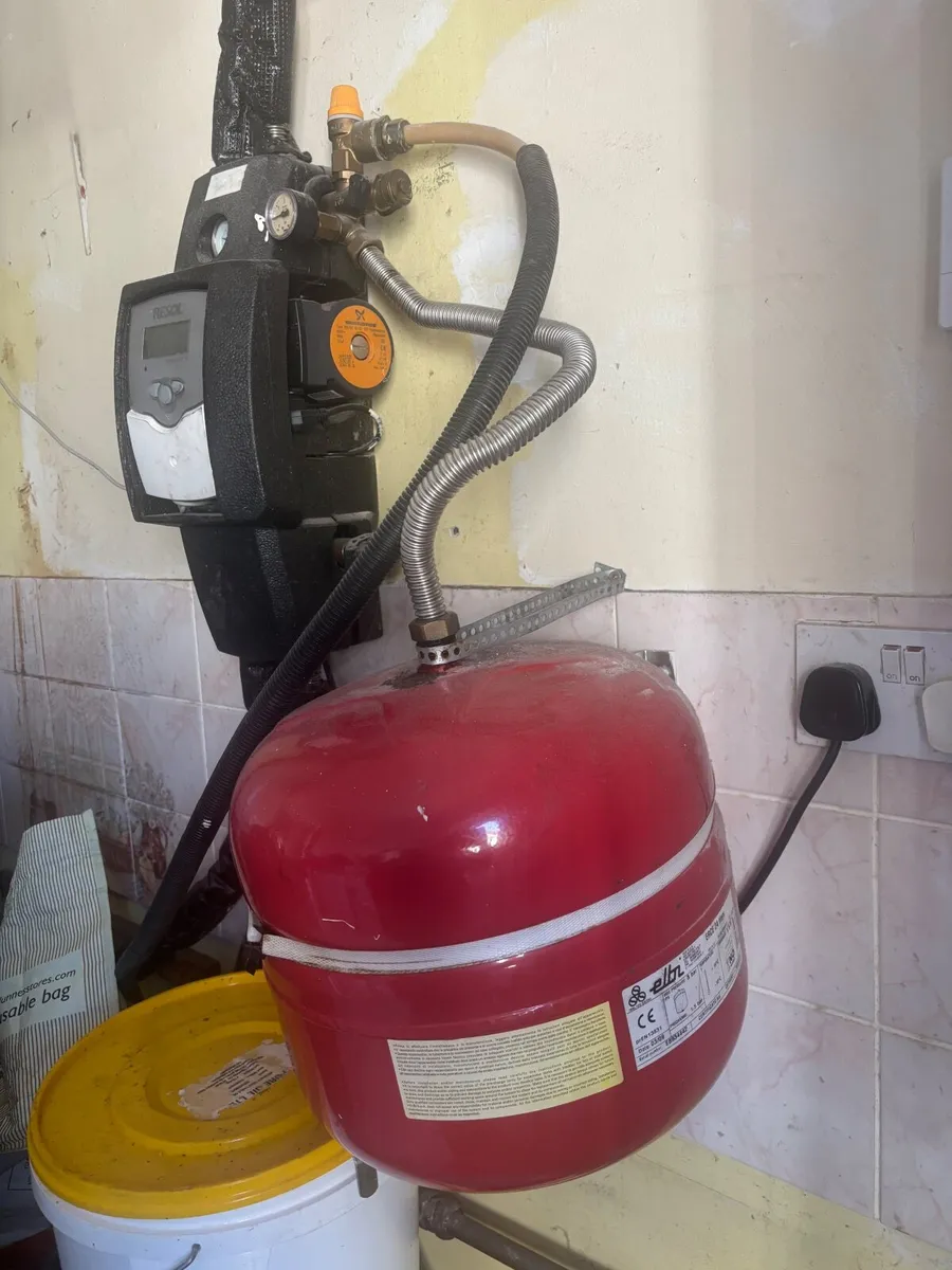 Water boiler/heat system/Solar Panel - Image 4