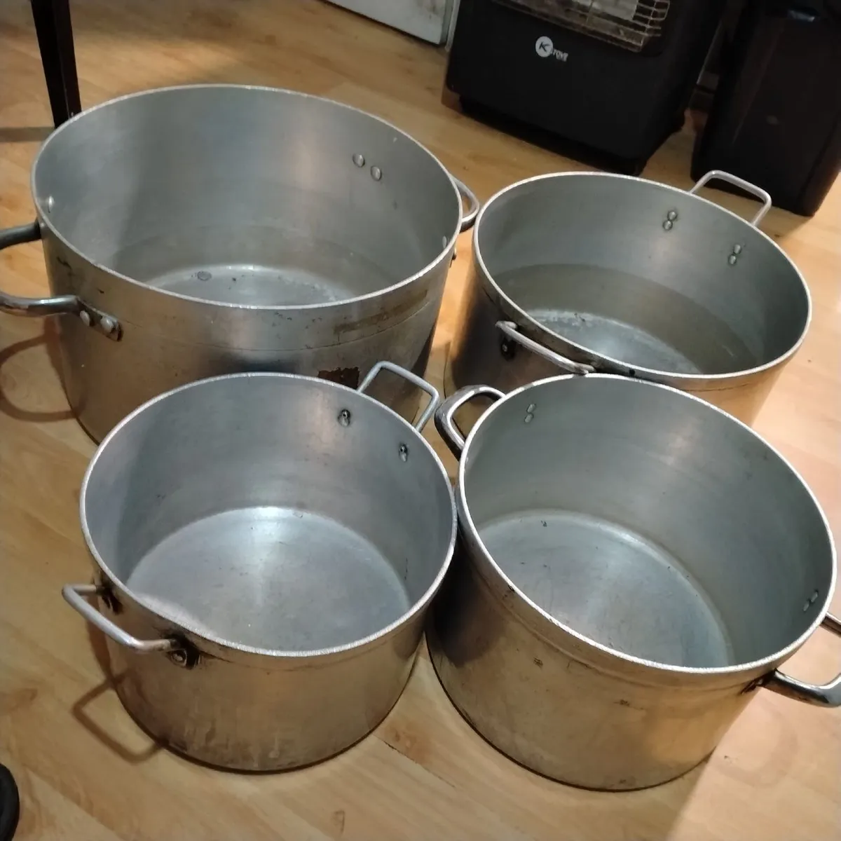 Cooking pots - Image 4