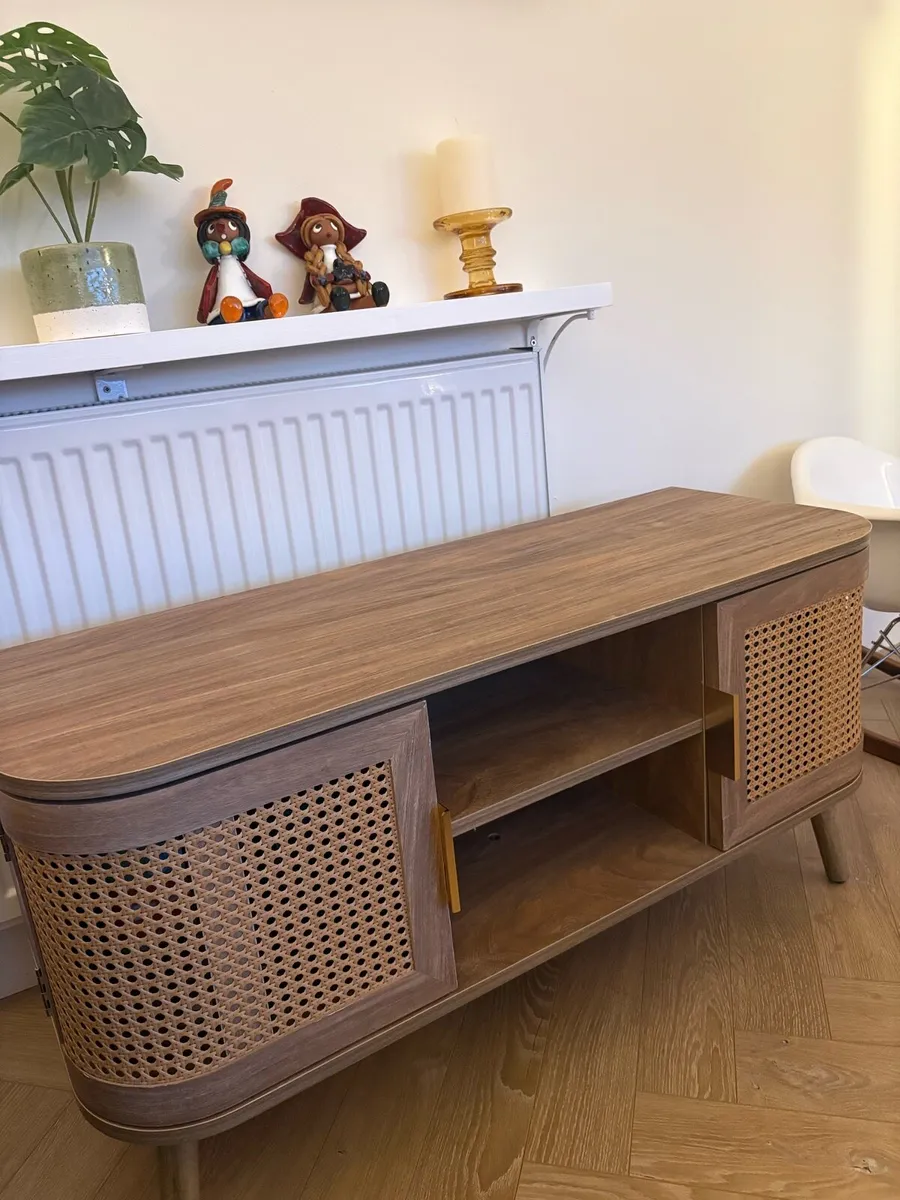 Tv Stand - Image 1