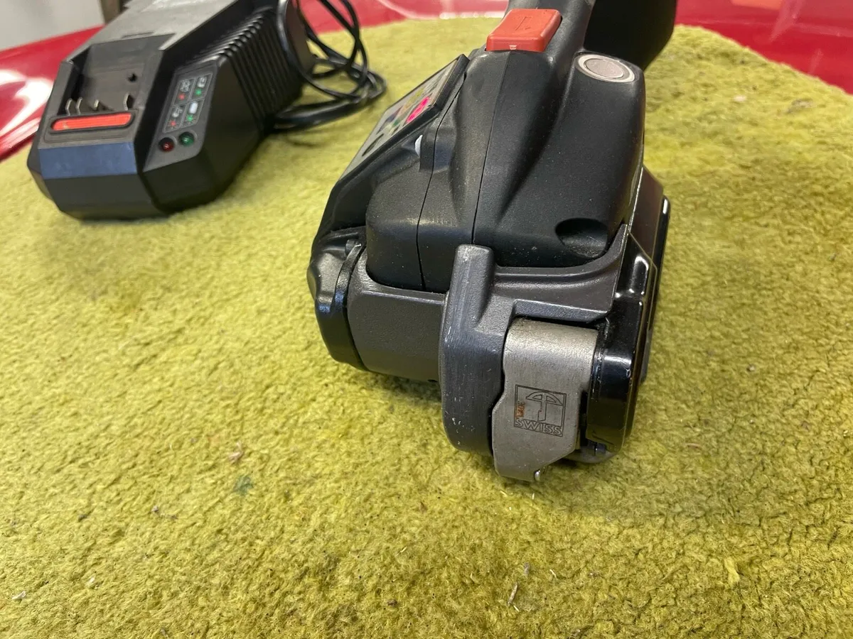 Signode battery strapping tool - Image 3