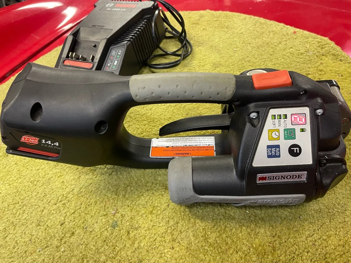 Signode battery strapping tool - Image 4