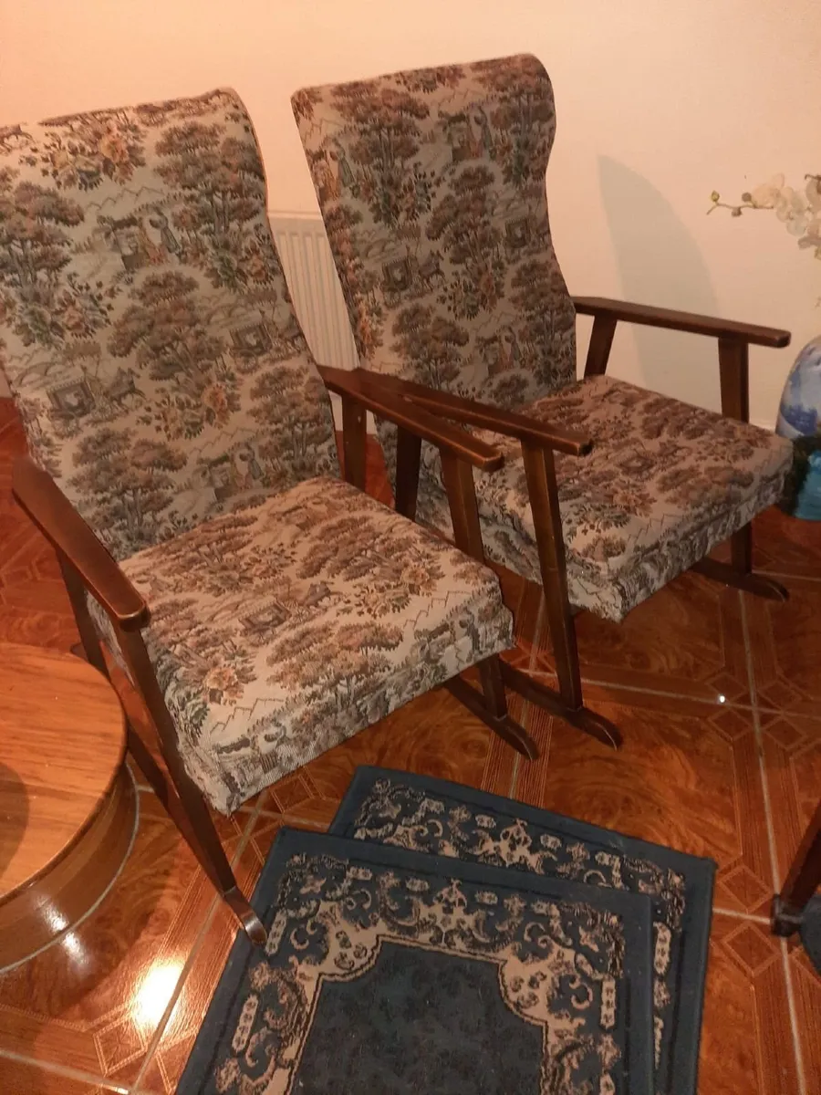 Pair of rocking armchairs - Image 4