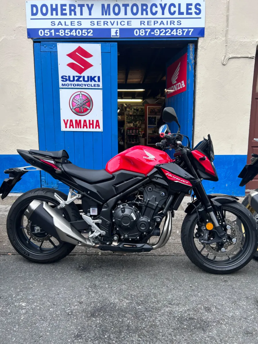 261 Honda Hornet 500 - Image 1
