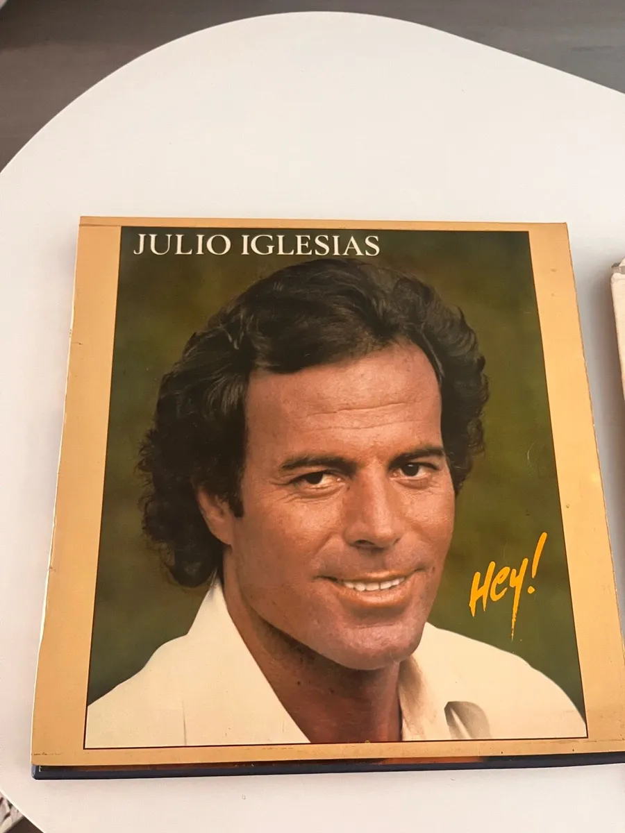 10 Records - Image 4