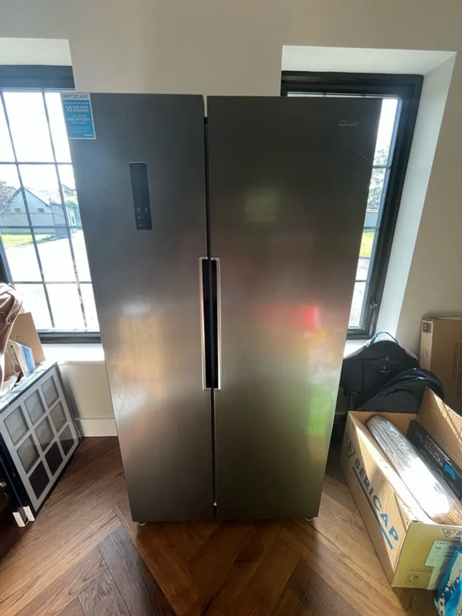 Candy American-Style Fridge Freezer - Image 1