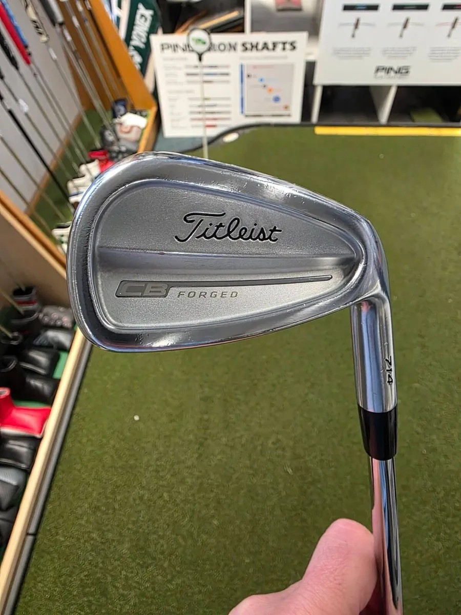 Titleist Cb 714 Forged Irons - Image 1