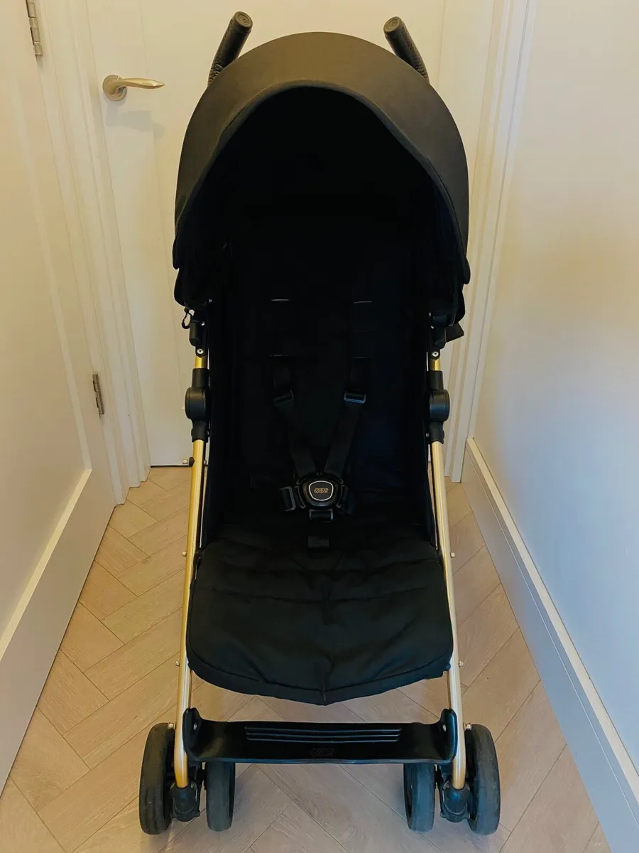 Great condition Mamas & Papas buggy - Image 1