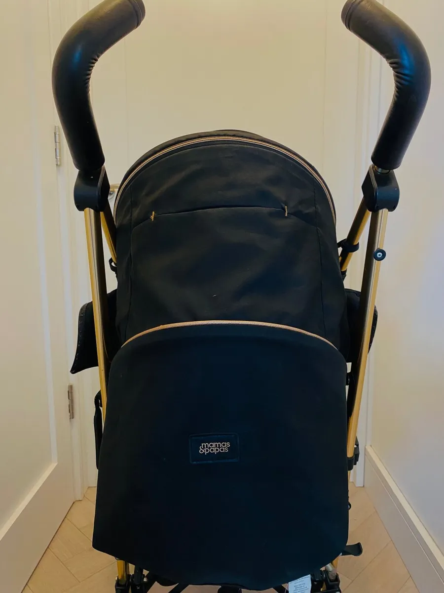 Great condition Mamas & Papas buggy - Image 4