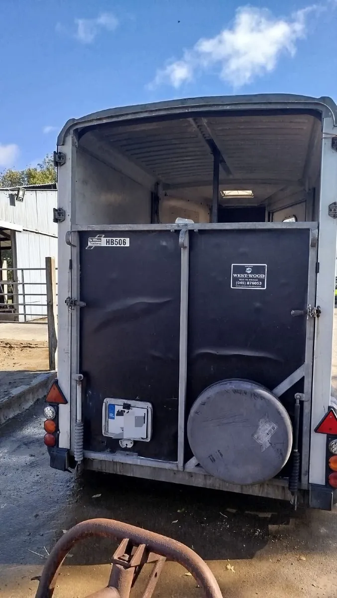 Ifor Williams 506 horse box - Image 2