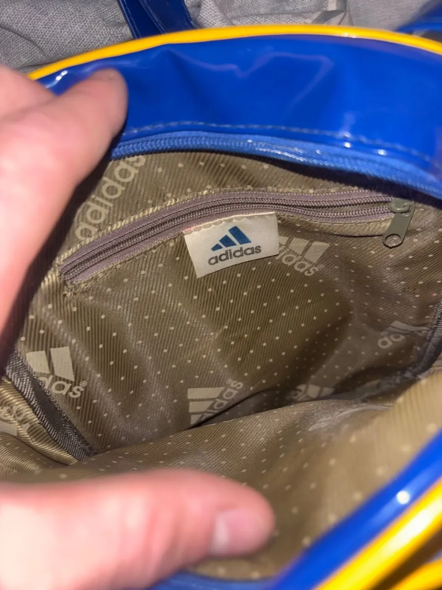 Adidas Vintage Cross Bag Unisex - Image 3
