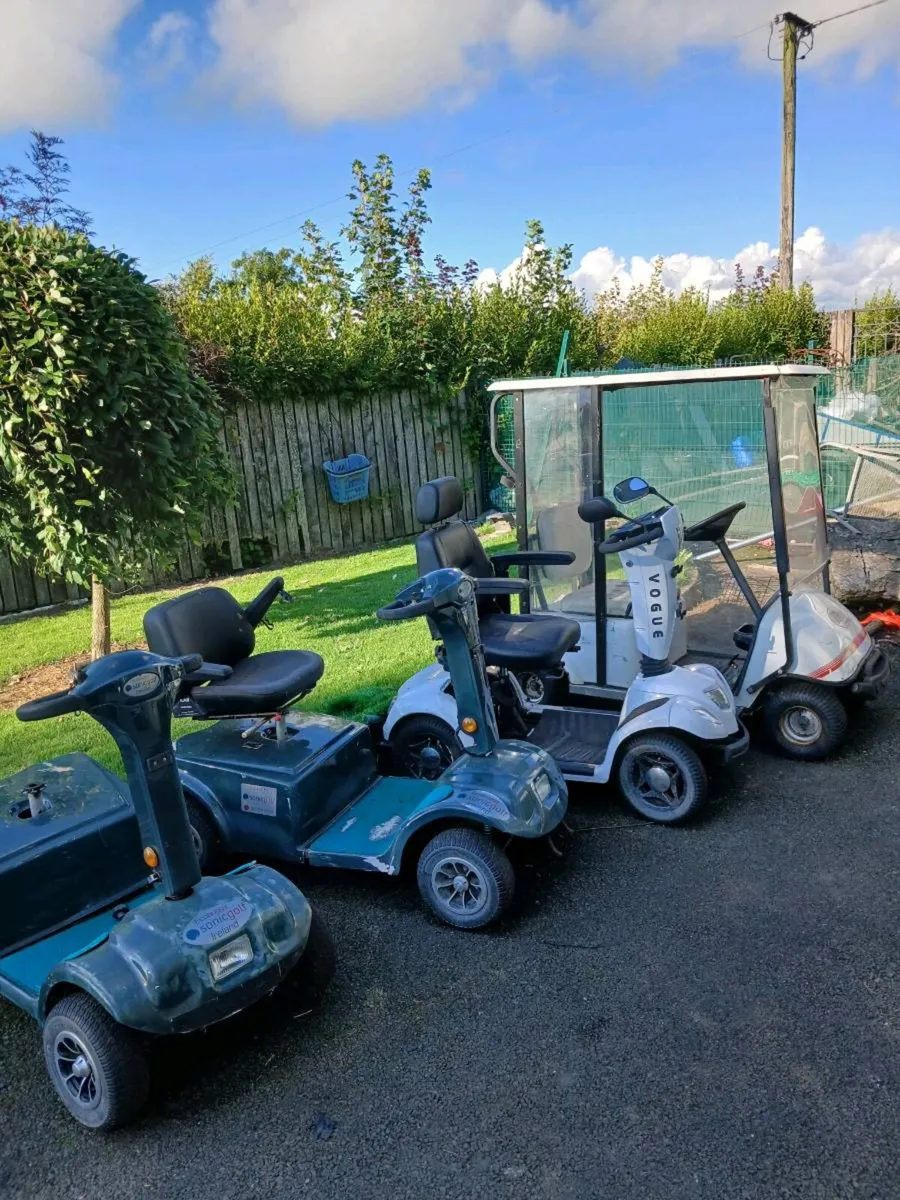 Single seat golf buggies - Image 2