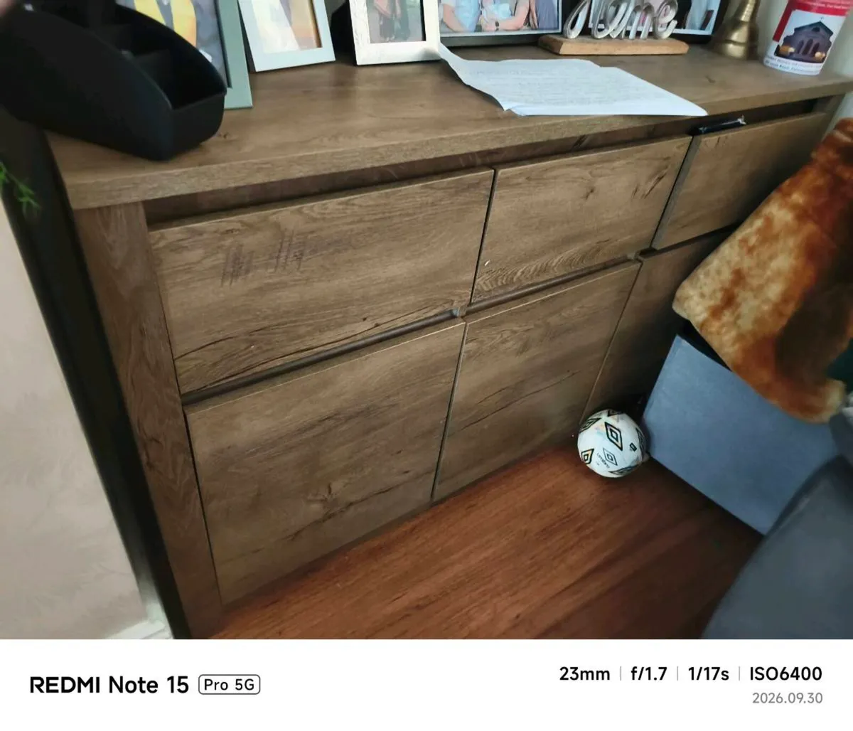 Chest of drawers - Image 1