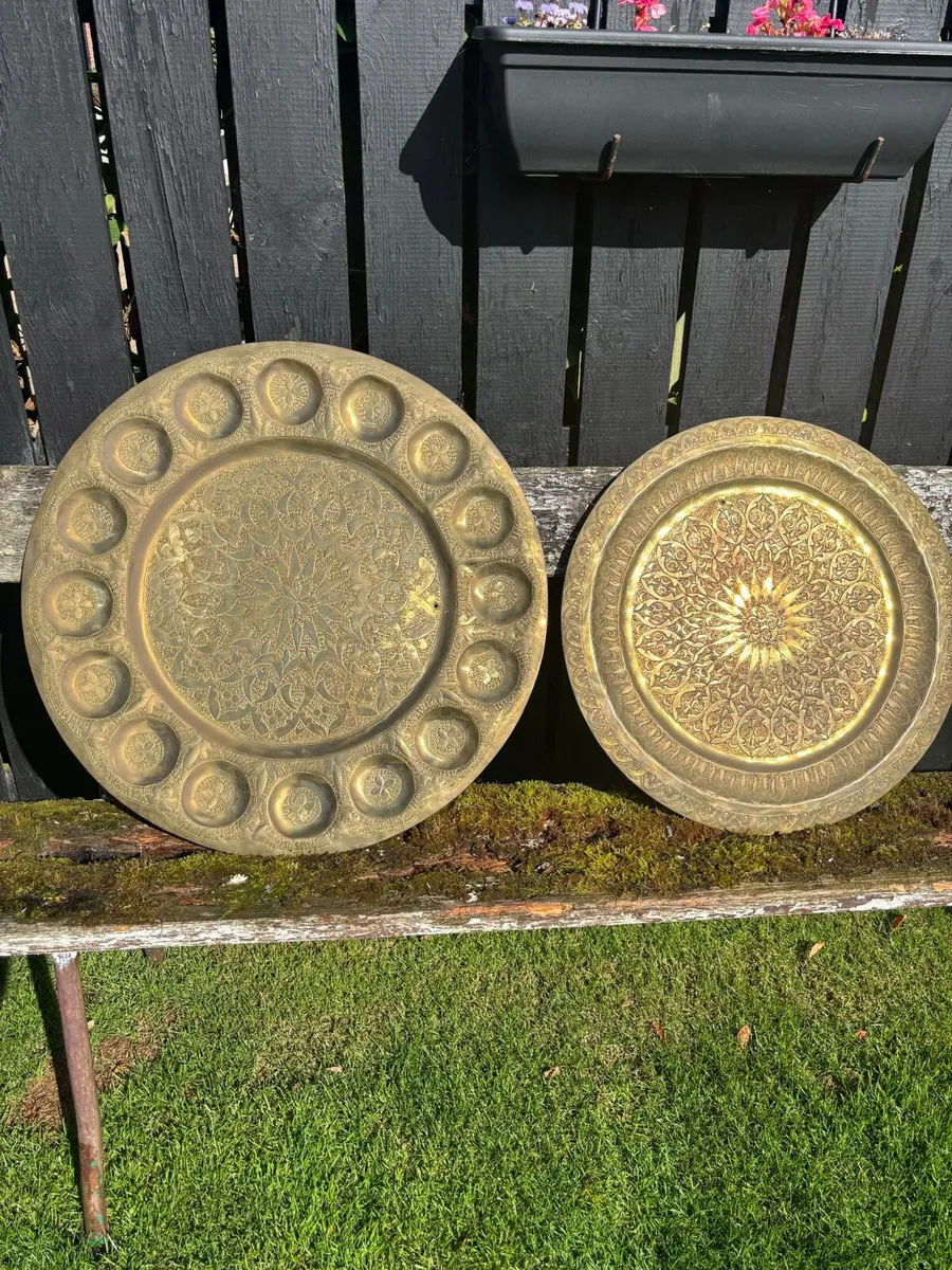 2 vintage large brass engraved Moroccon / middle t - Image 1