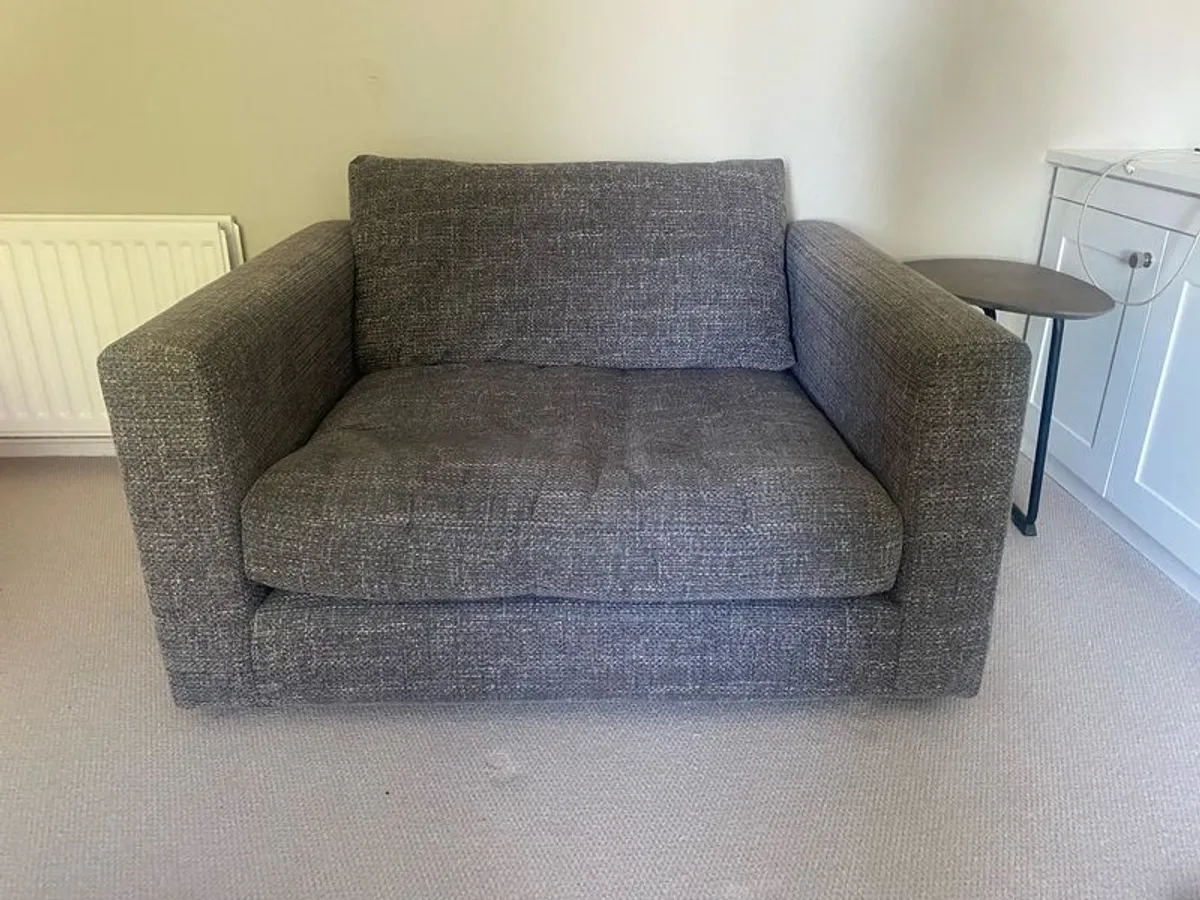 Beautiful Bergen Armchair / Snuggler - Image 4