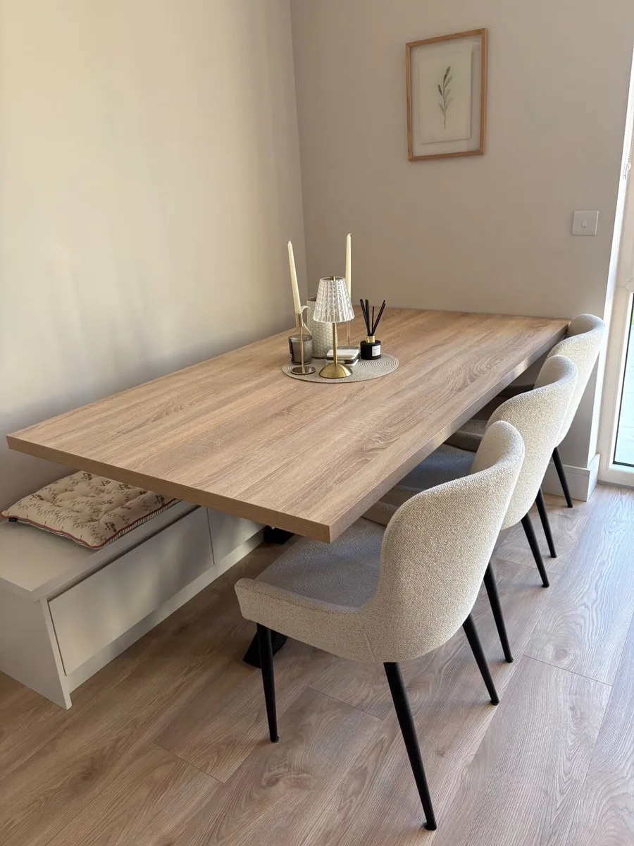 Oak dining table - Image 3