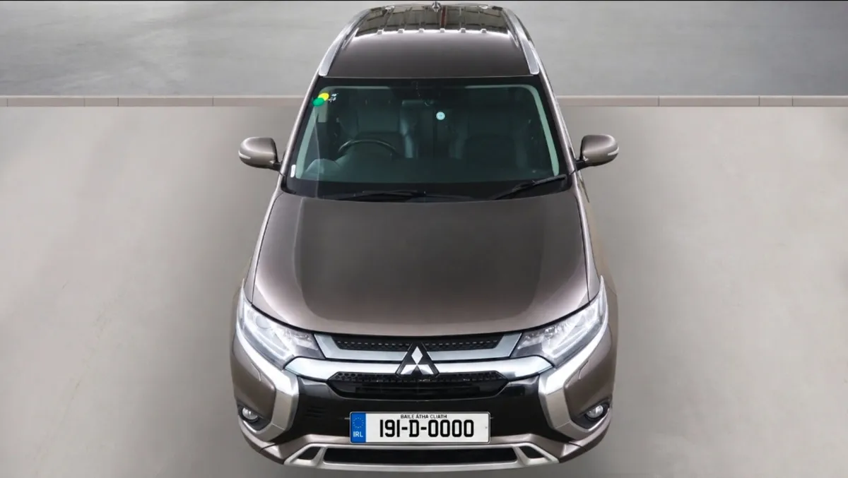 2019 Mitsubishi Outlander Juro Van 2.4 PHEV Hybrid - Image 2
