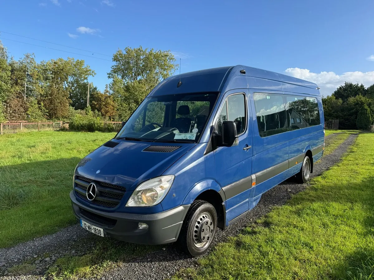 2012 Mercedes sprinter minibus - Image 4