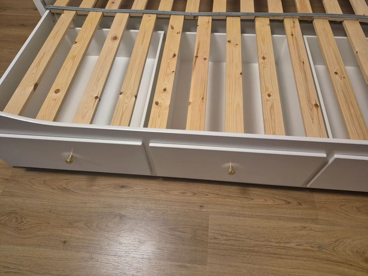 HEMNES Day-bed frame with 3 drawers, white, 80x200 - Image 4