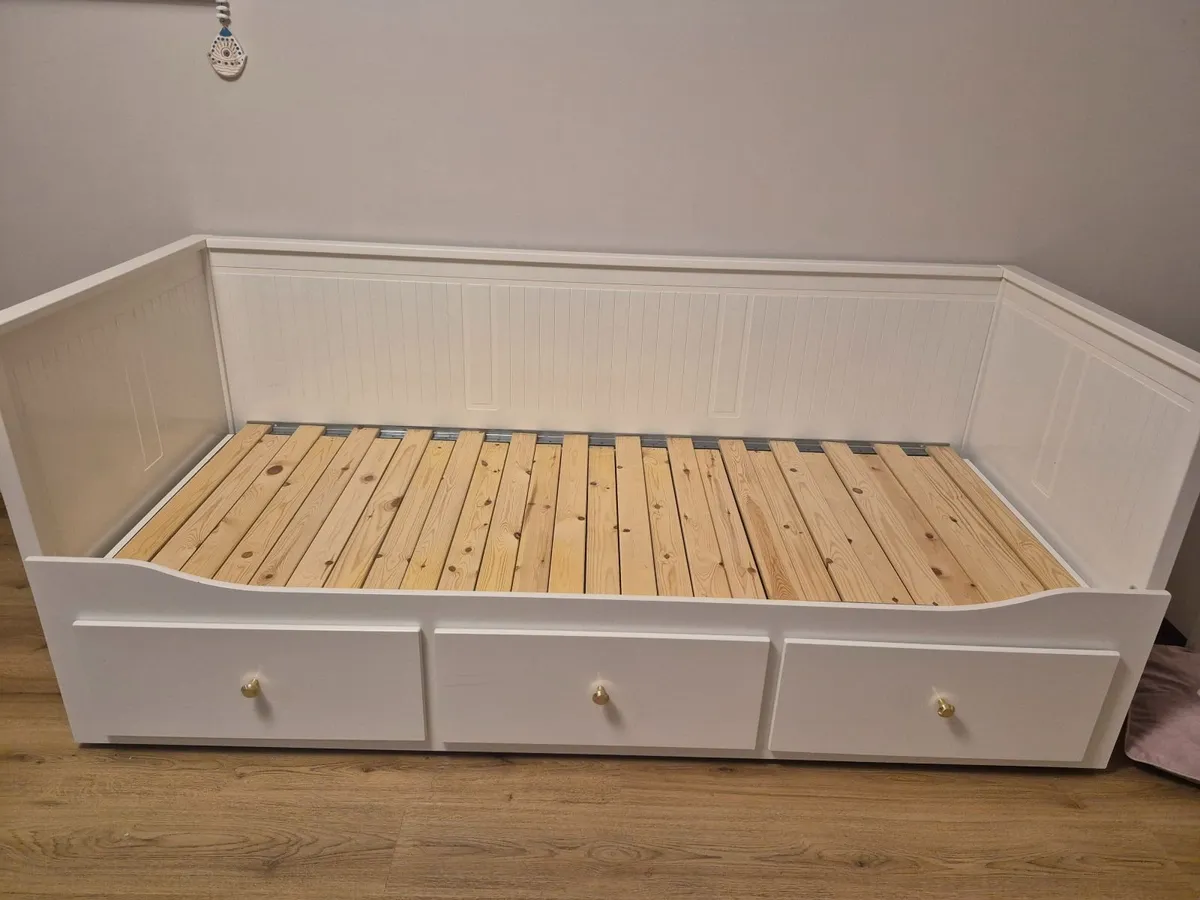HEMNES Day-bed frame with 3 drawers, white, 80x200 - Image 1